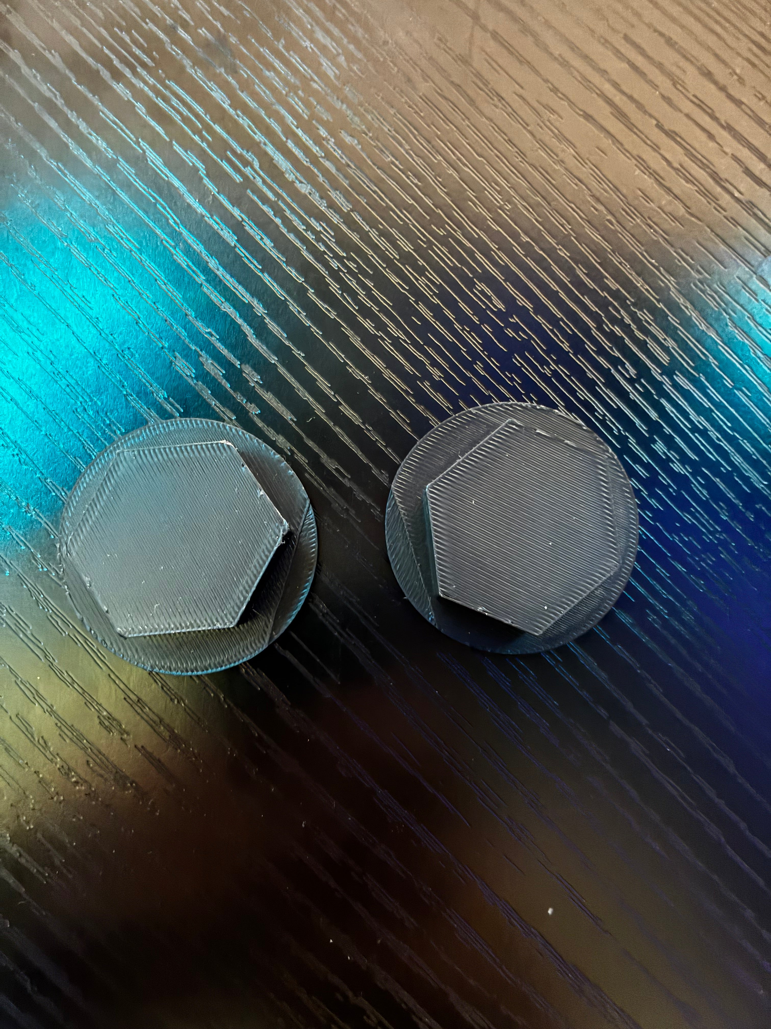 razor swing arm caps